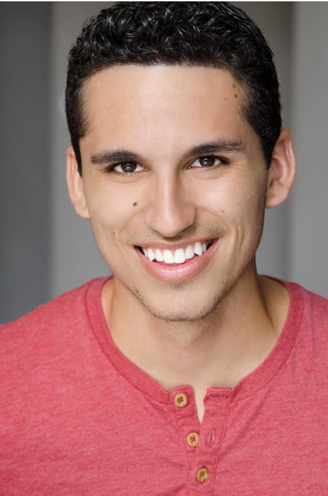 actor Christian Cervantes large photo