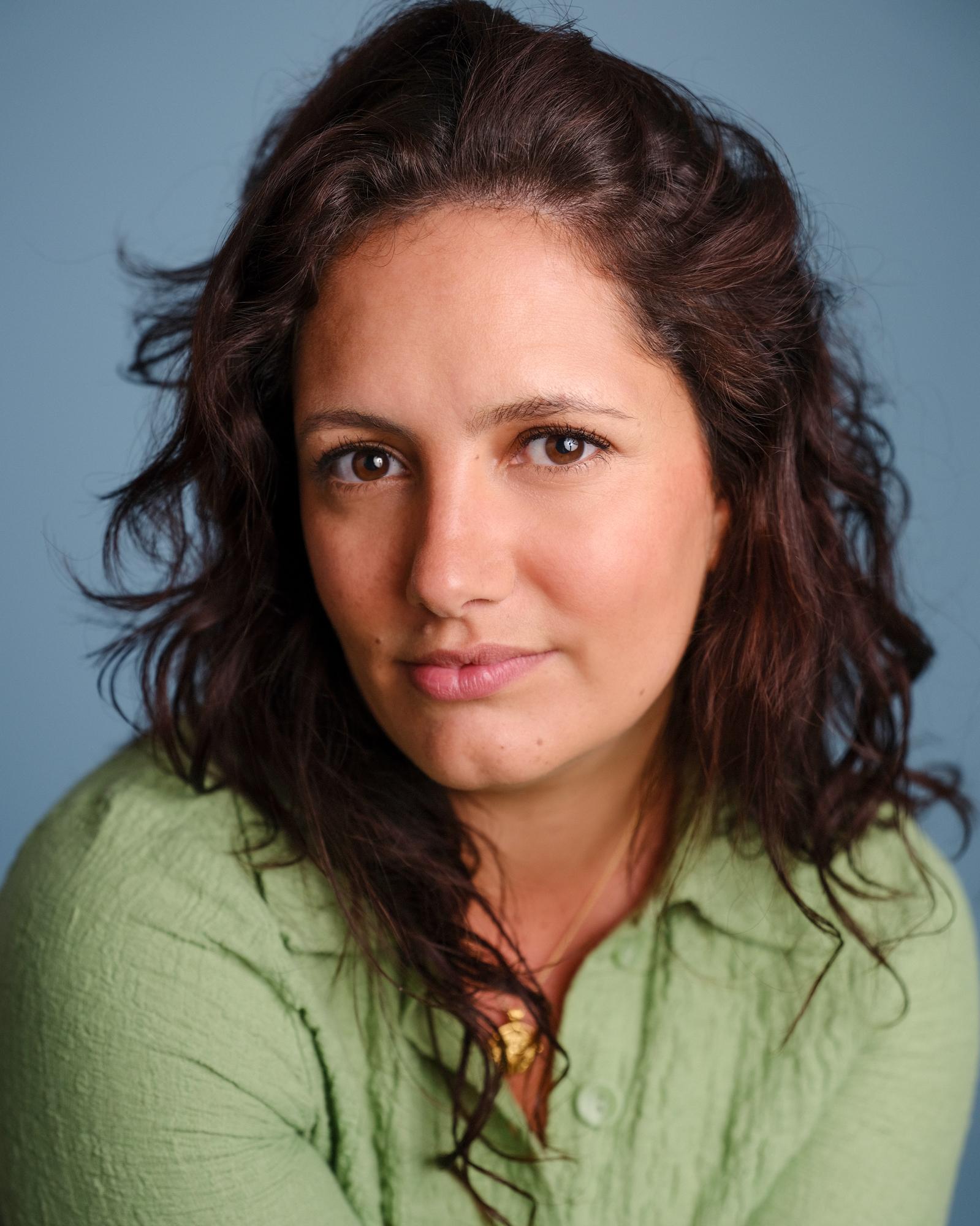 actor Skye Hallam large photo