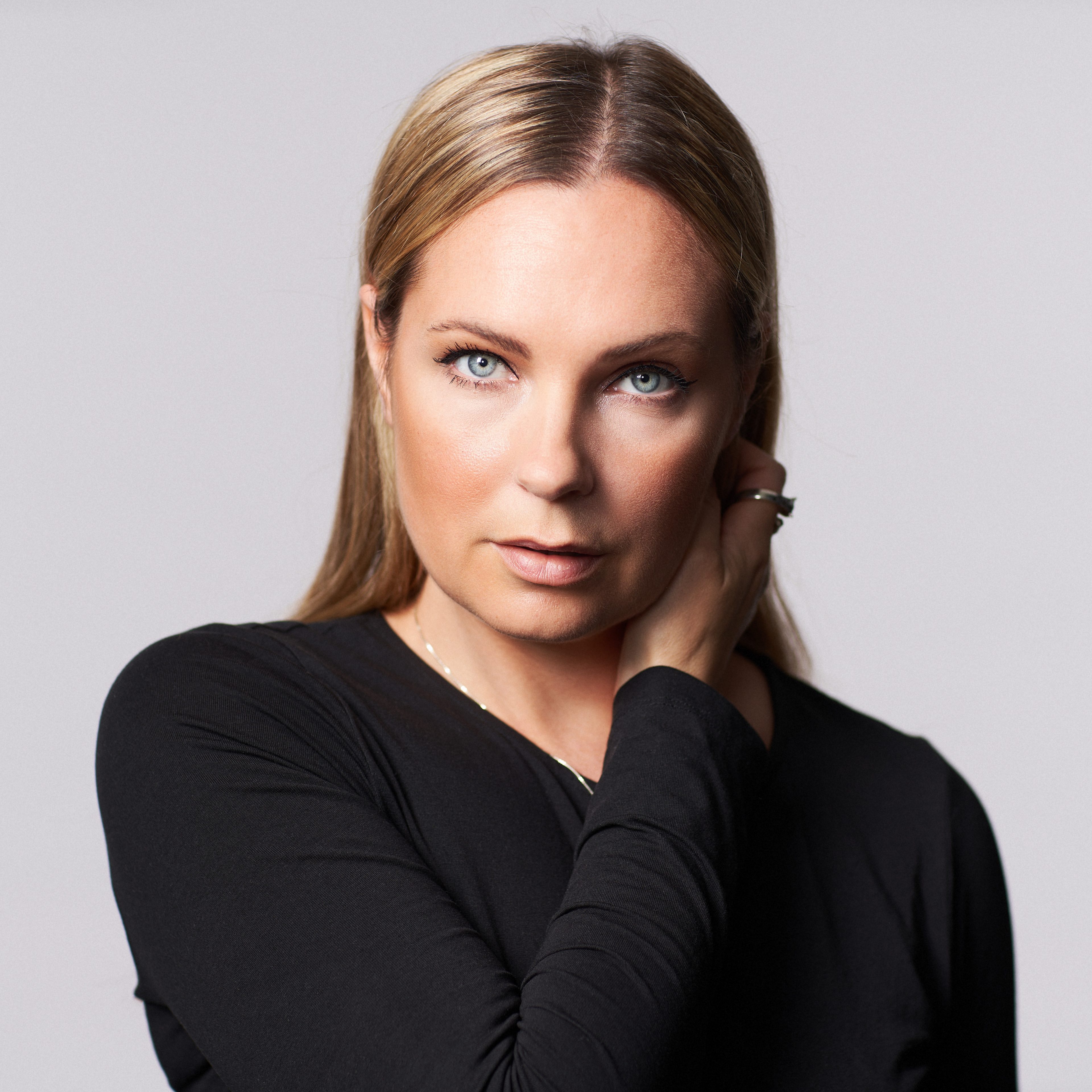 actor Johanna Wagrell large photo