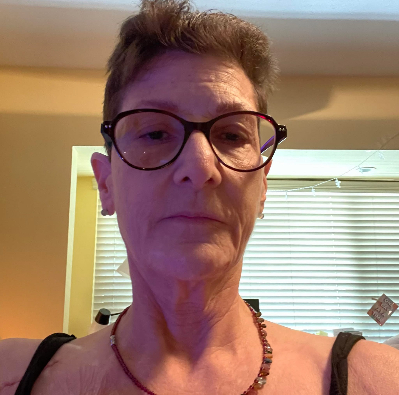 actor Carly Alyssa Thorne large photo