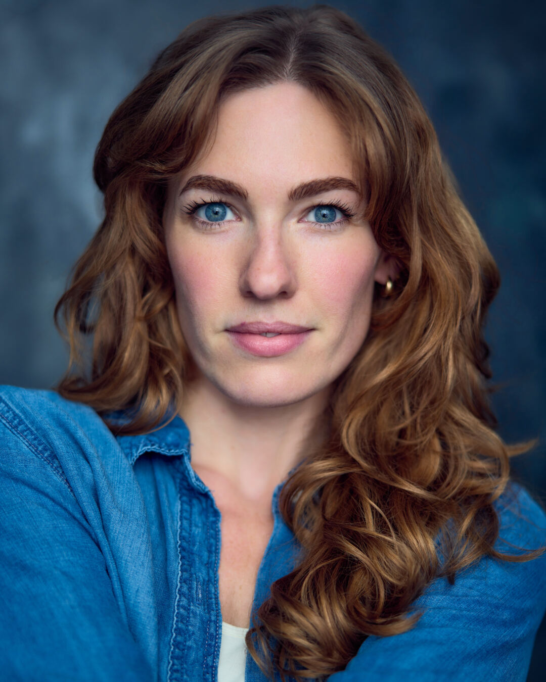 actor Shaylyn Gibson large photo