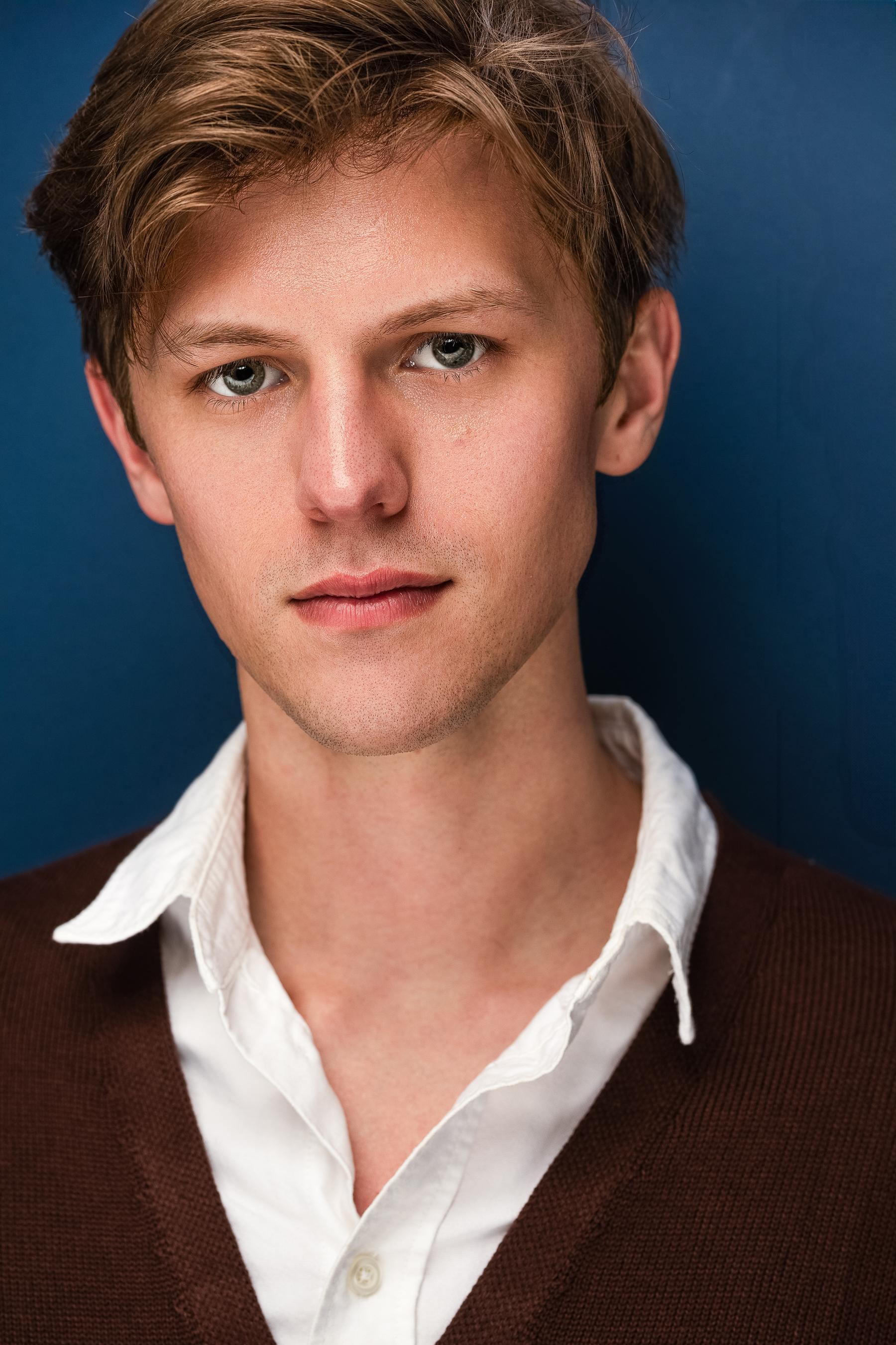 actor Brandon Pikulinski large photo