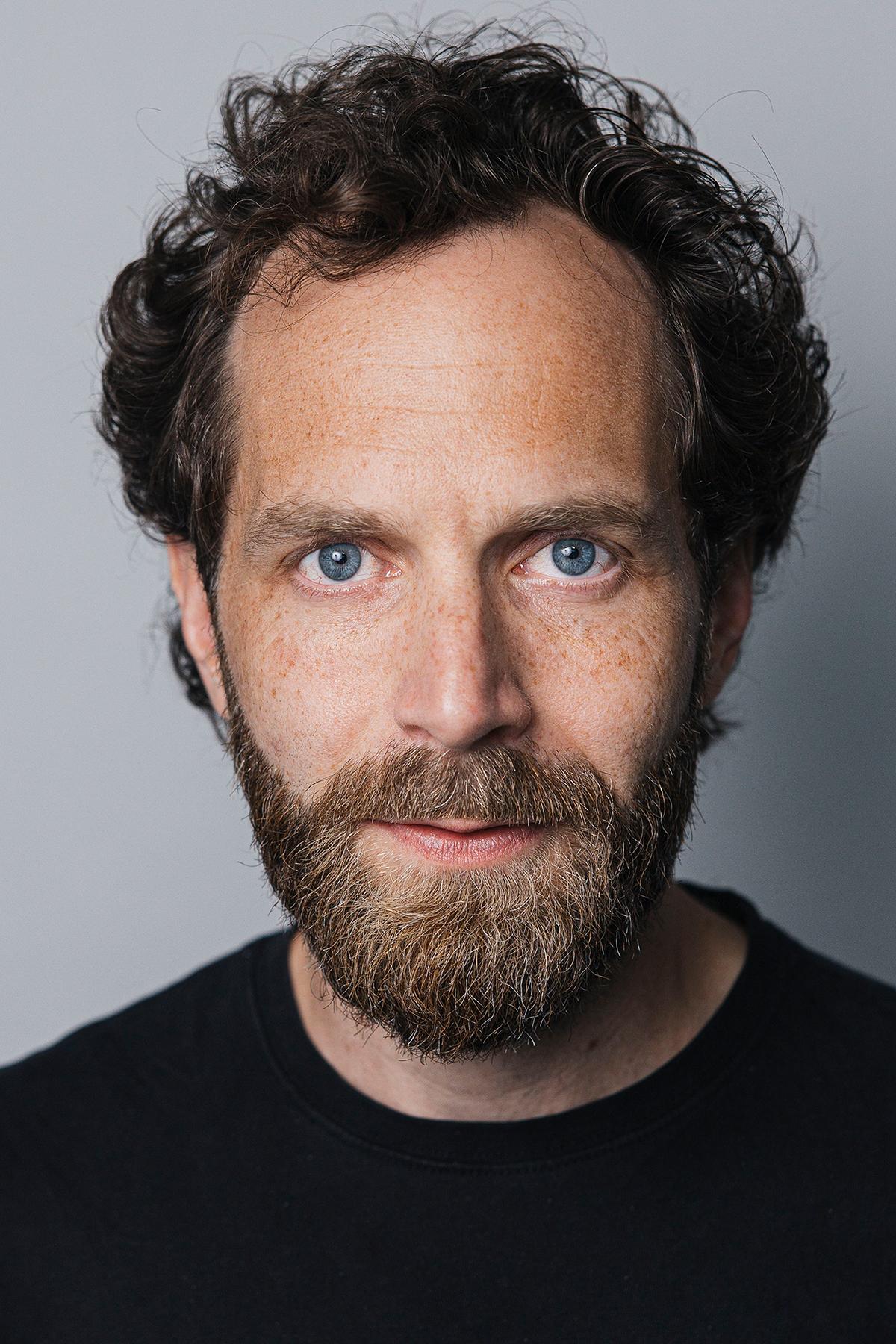 actor Niklas Leifert large photo