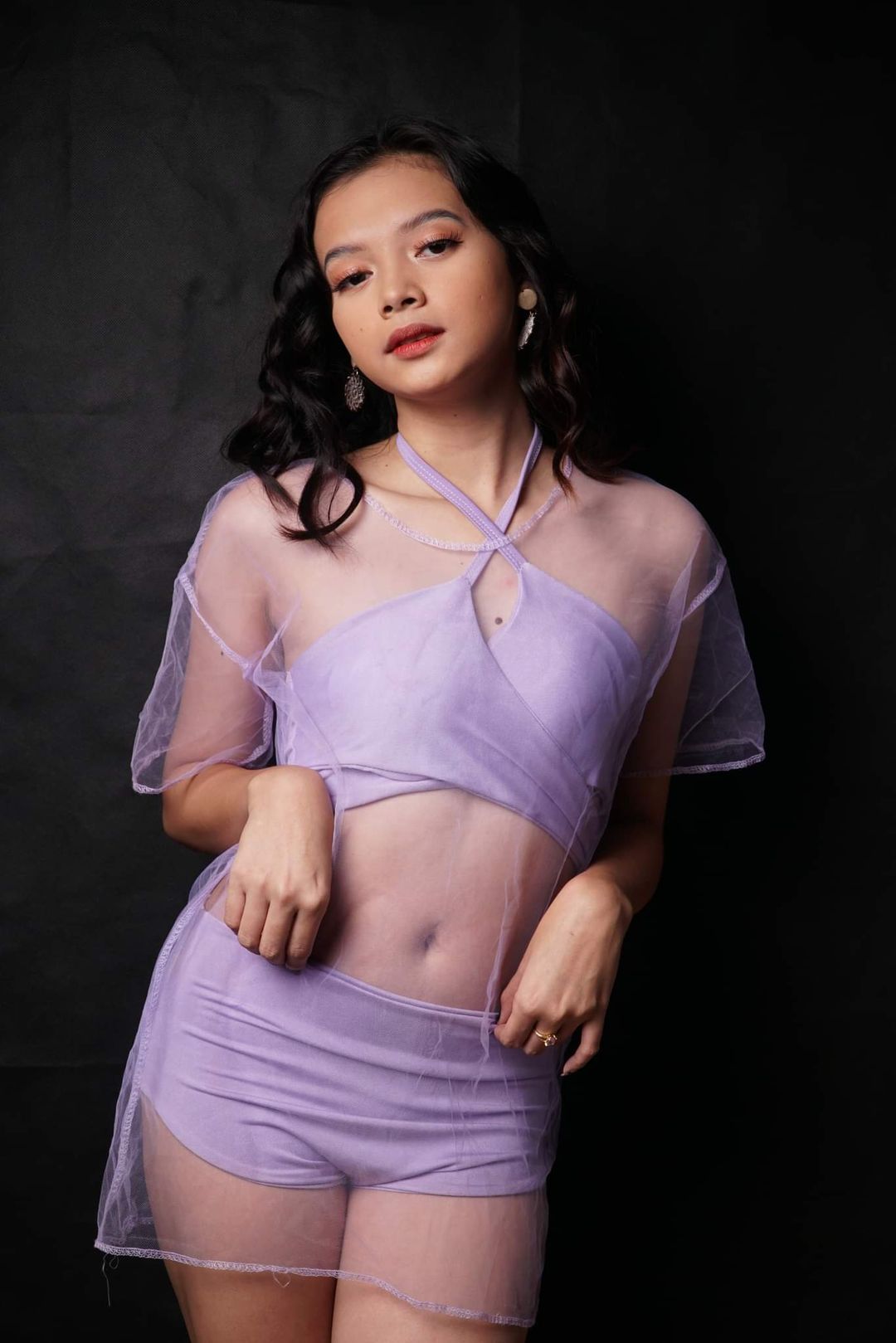 actor Ava Velasquez large photo