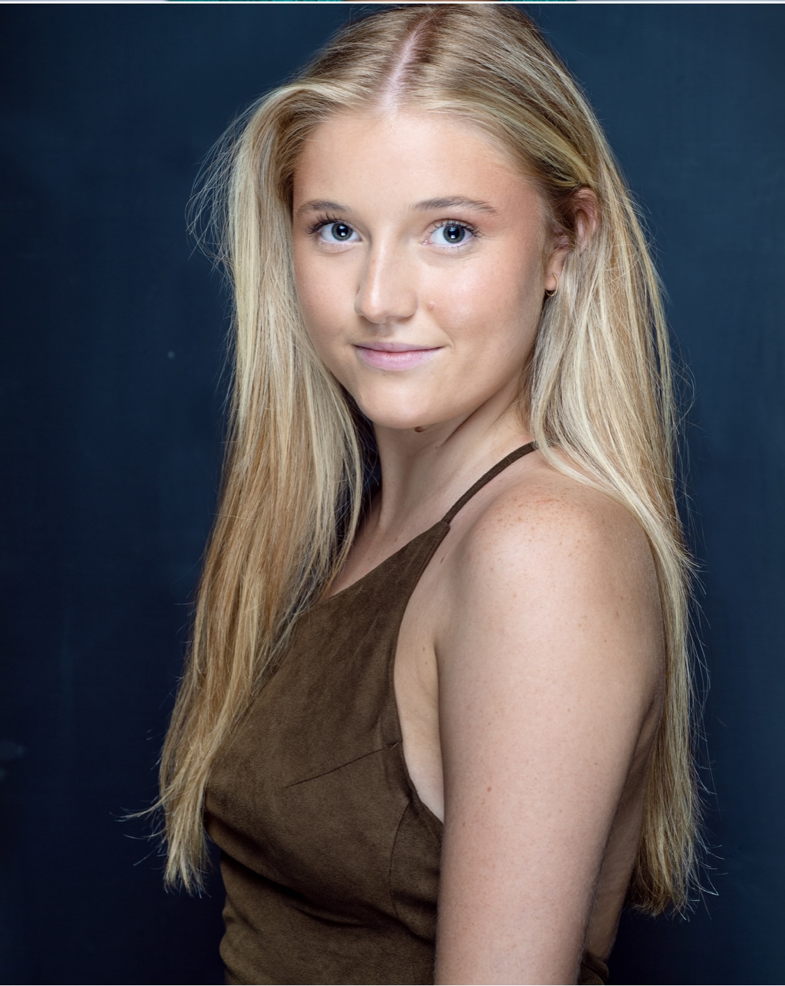 actor Scarlett Price large photo