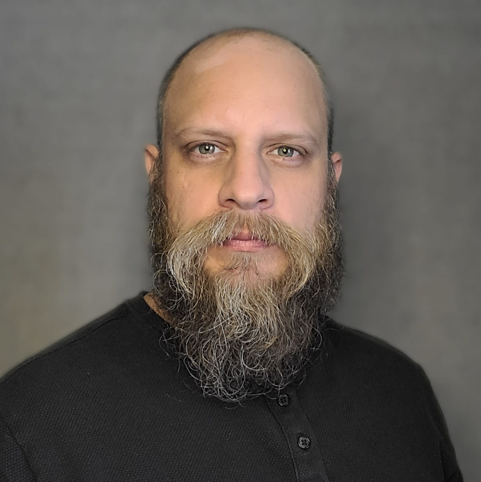 actor Sam Desmond large photo