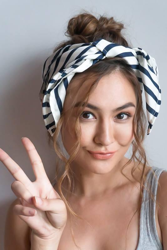 actor Coraleen Waddell large photo