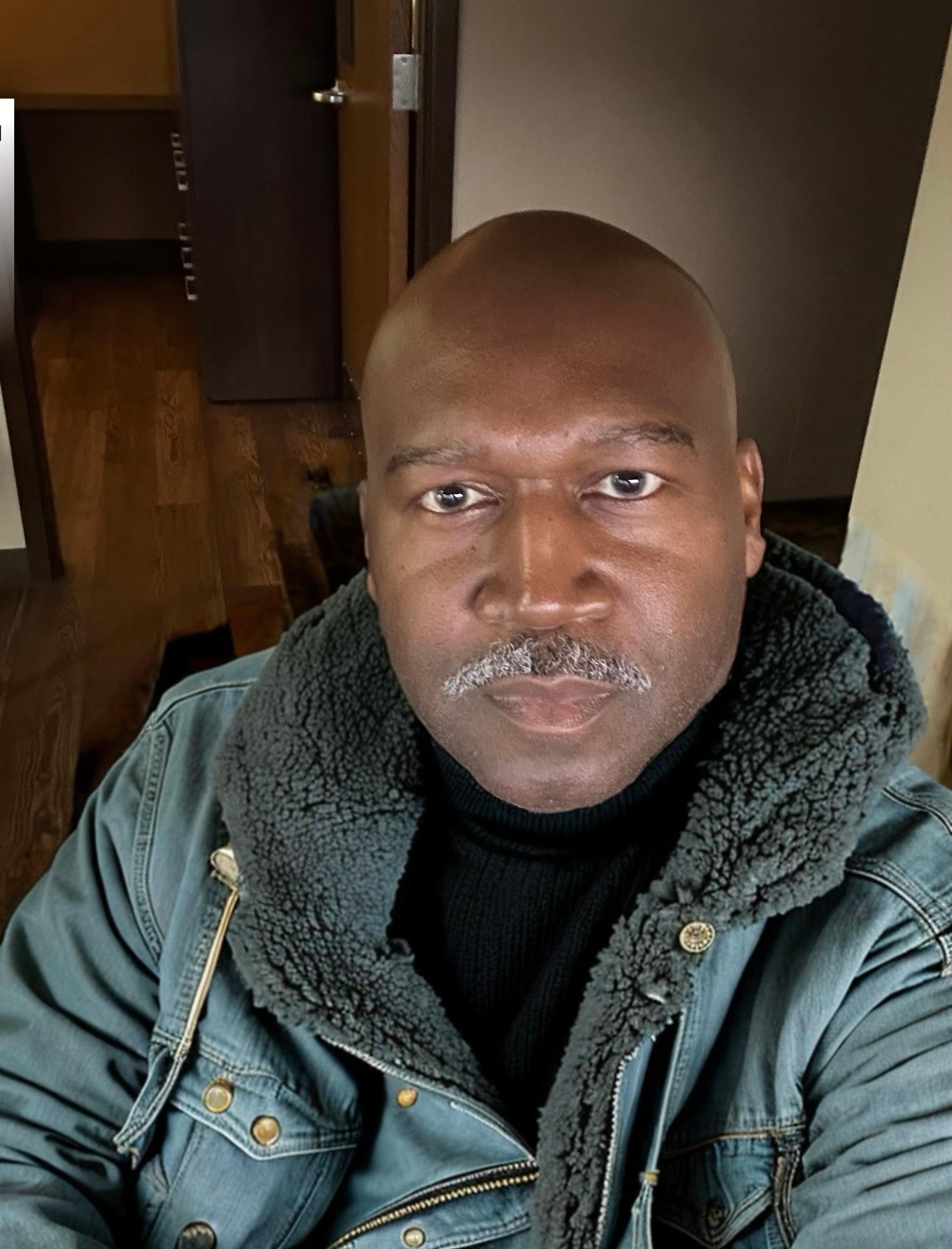 actor Richard Baugh large photo