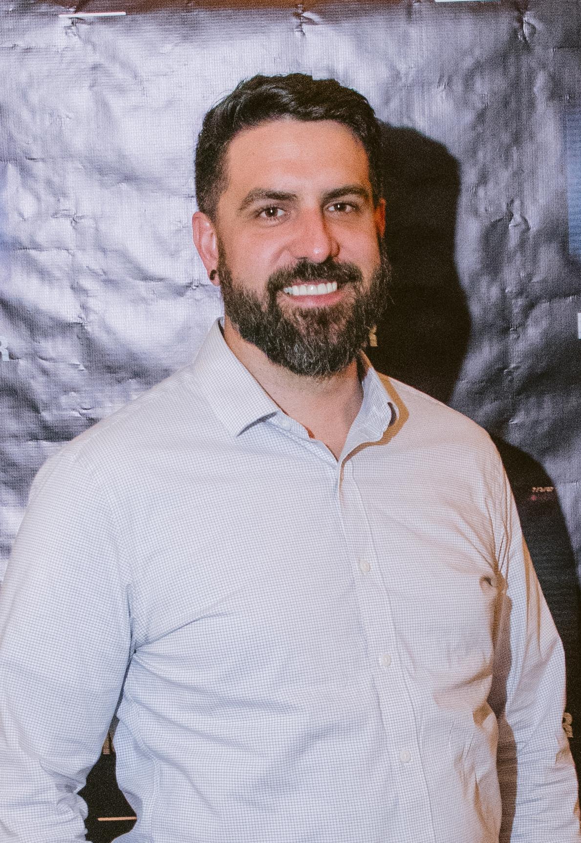 actor Ian Longen large photo