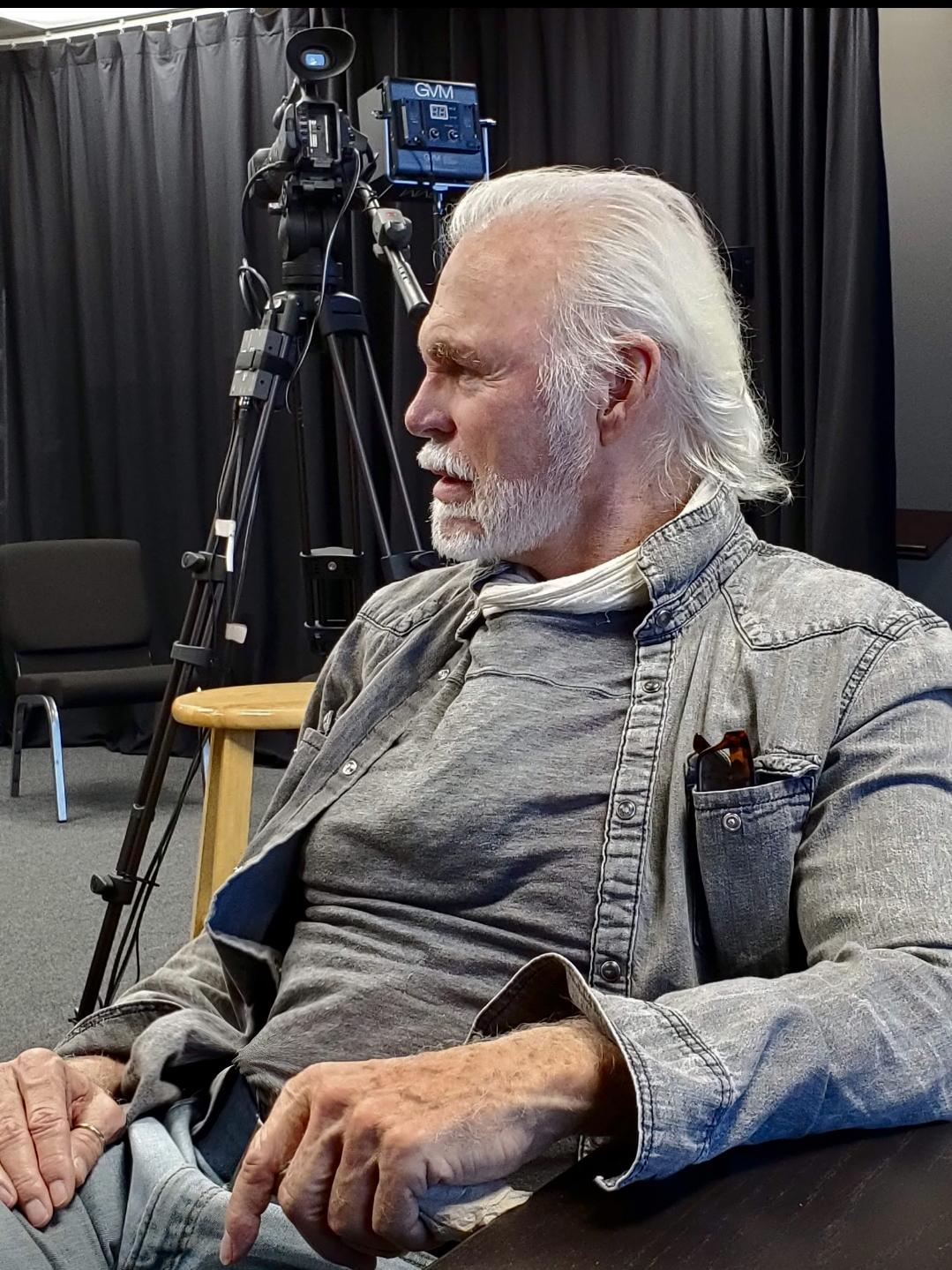 actor Halstan Williams large photo