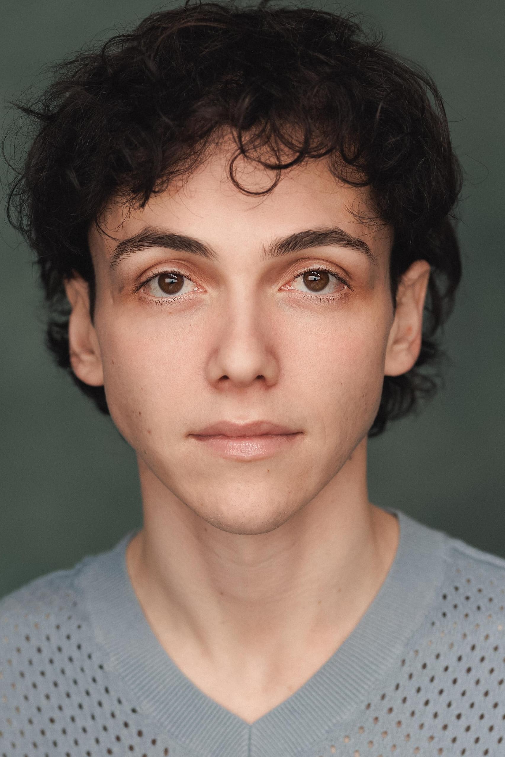 actor Yianni Sines large photo