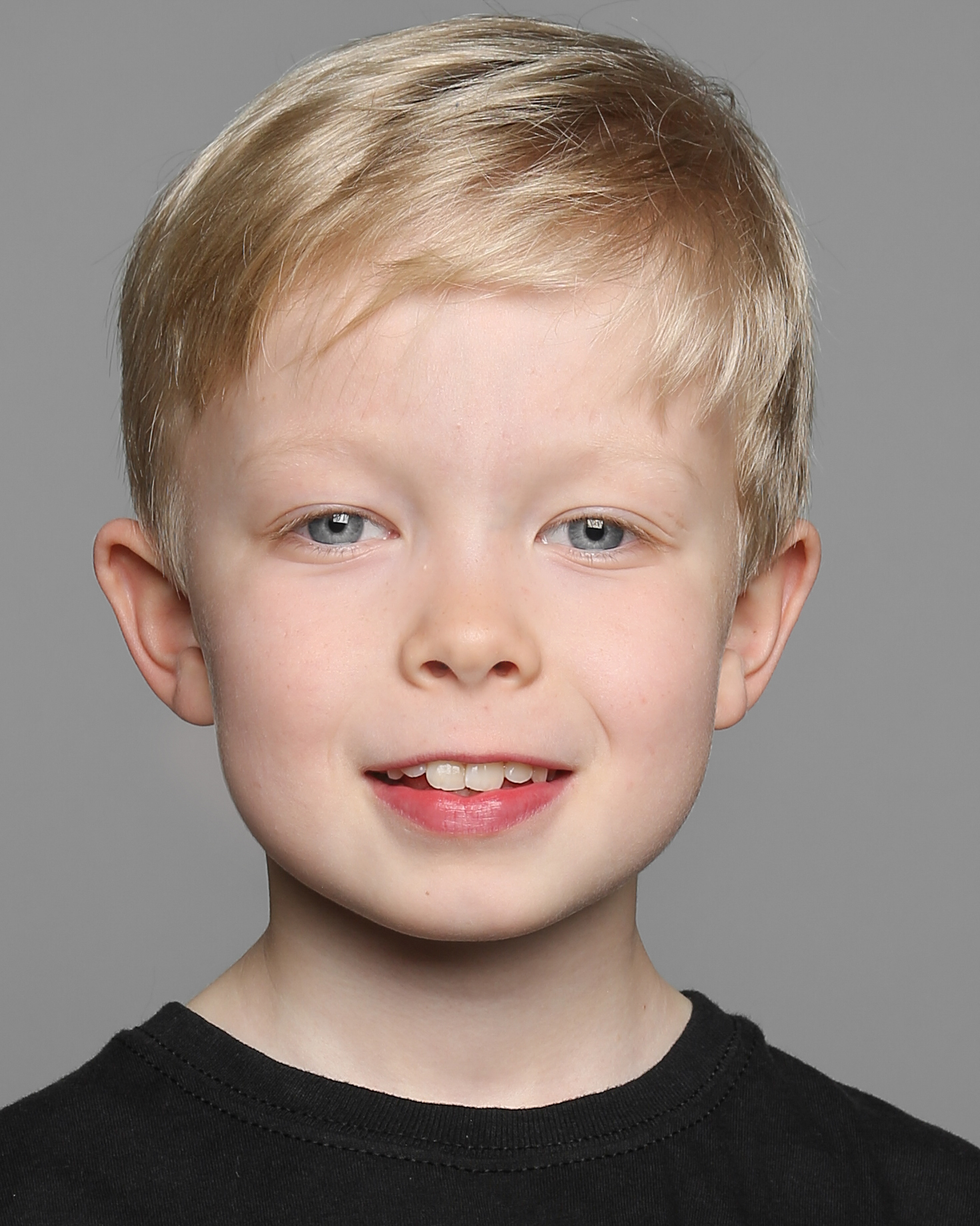 actor Bobby Beynon large photo