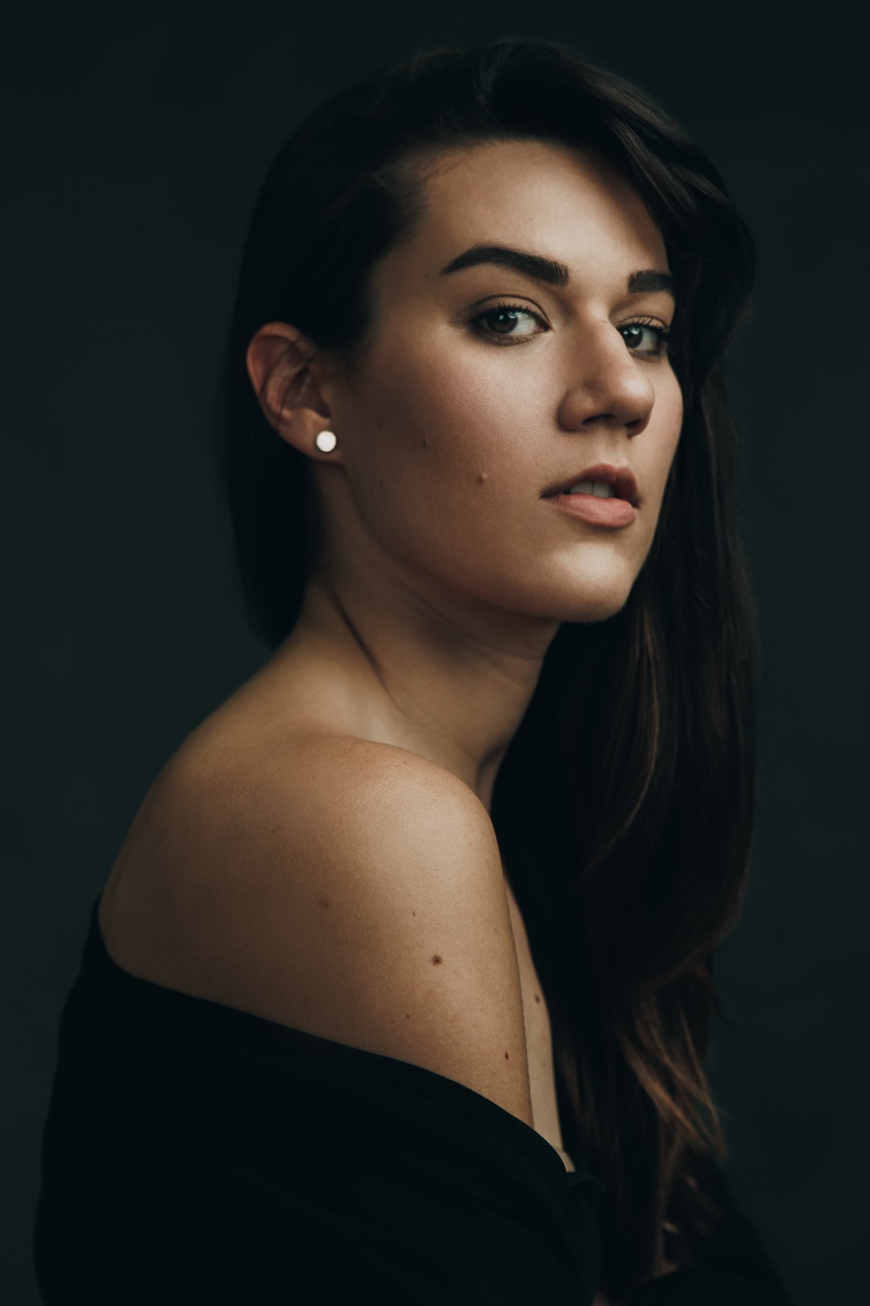 actor Michelle Cortés large photo