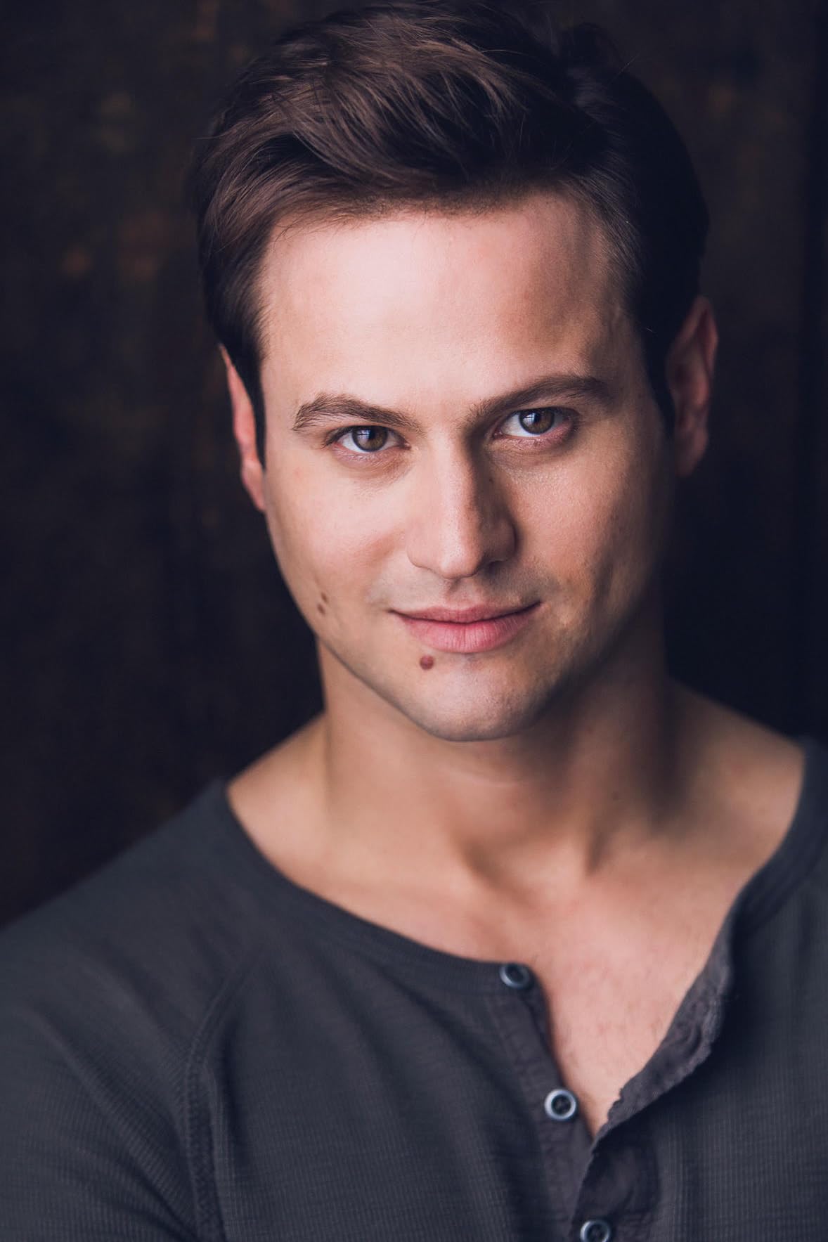 actor Edward John Socienski large photo