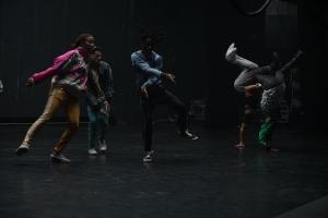 Let's Dance [Spanish]