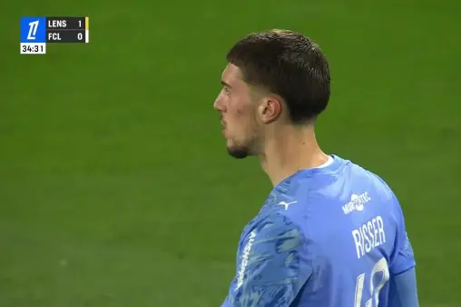 [Highlights] Goalkeeper saves the day! Tosin creates danger in front of the goal, goalkeeper Riese makes a brilliant save to defuse the crisis