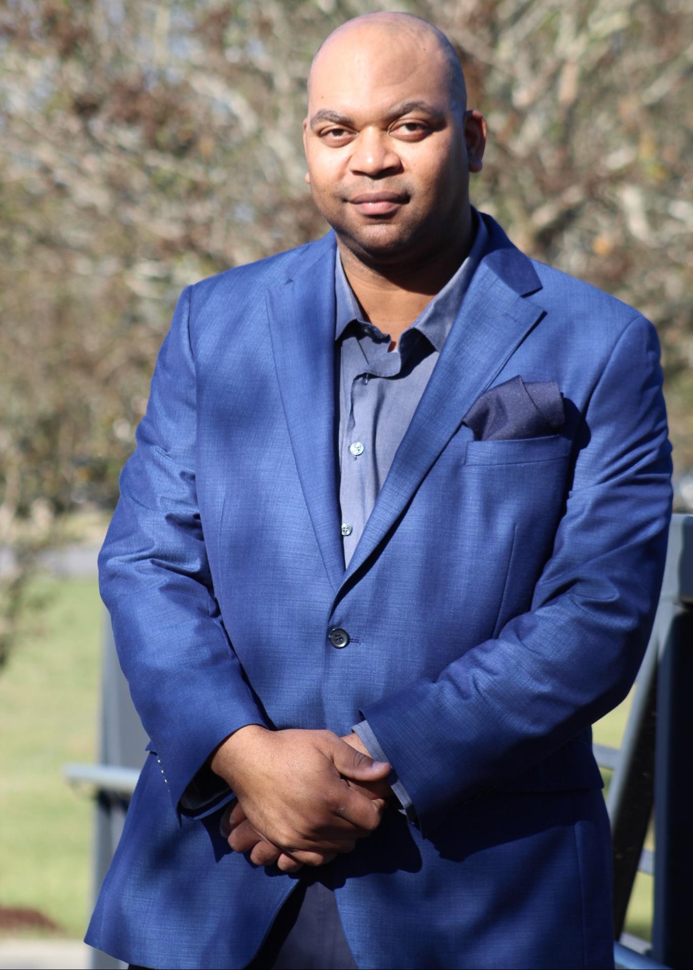 actor Vernon Wiggins large photo