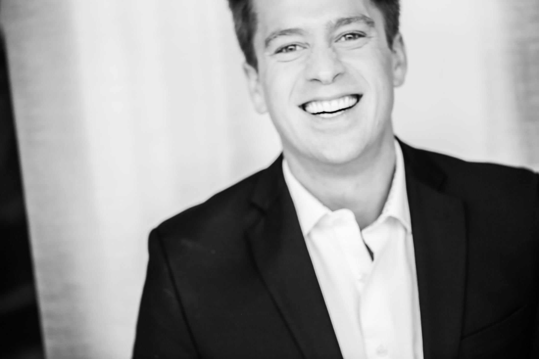 actor Julian Hester large photo