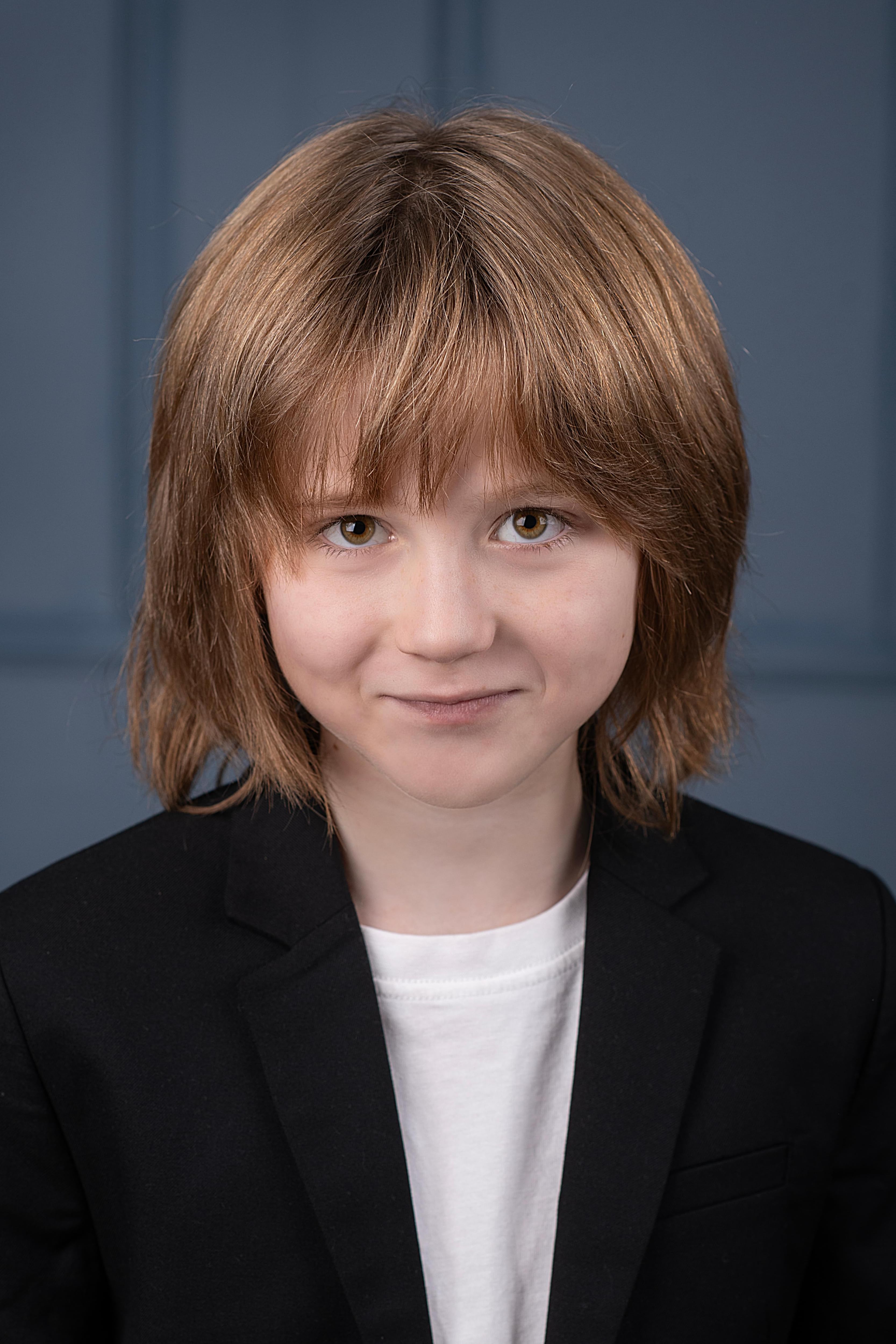 actor Skye Little Wing Dimov Saw large photo