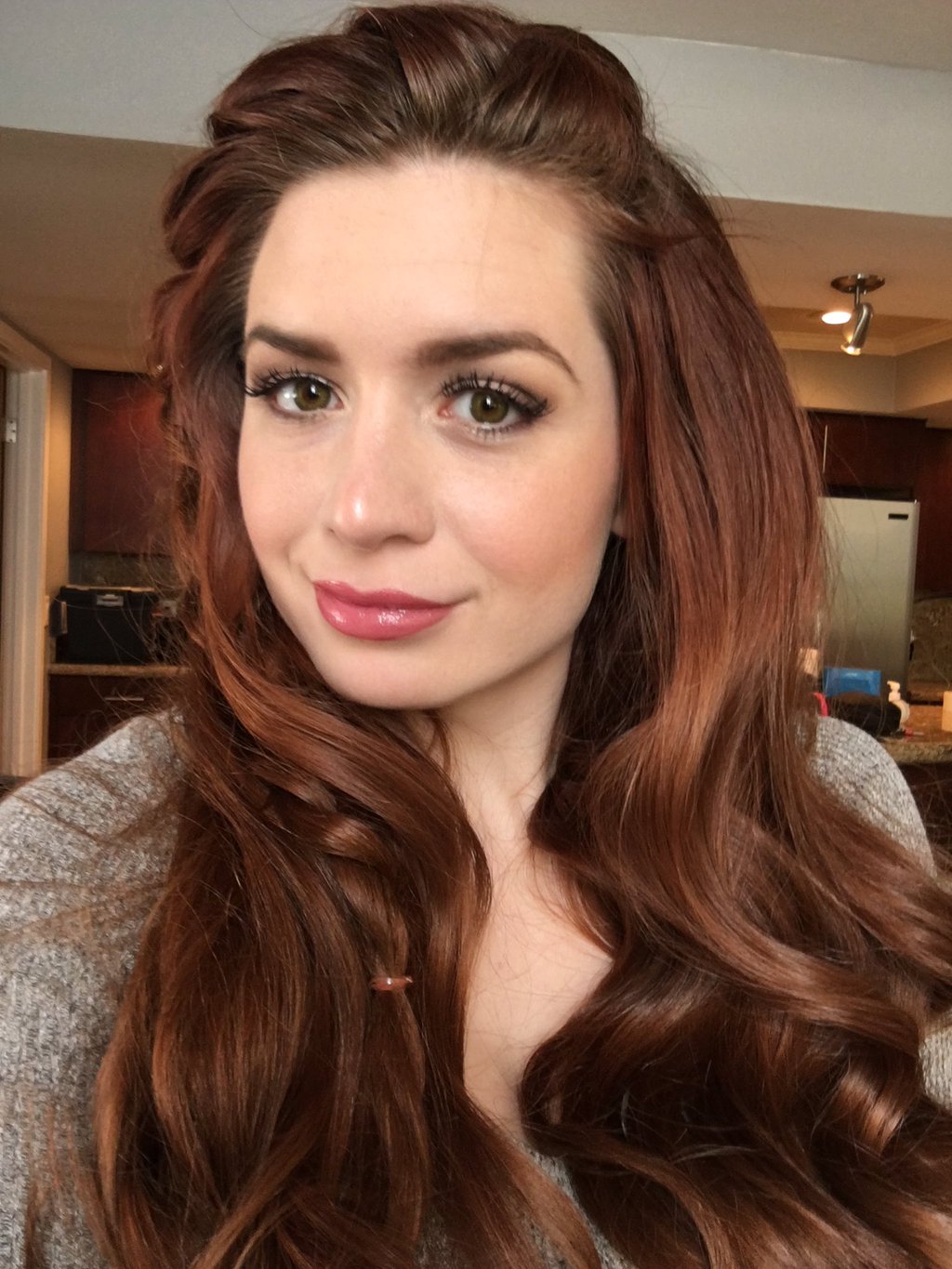 actor Veronica Vain large photo