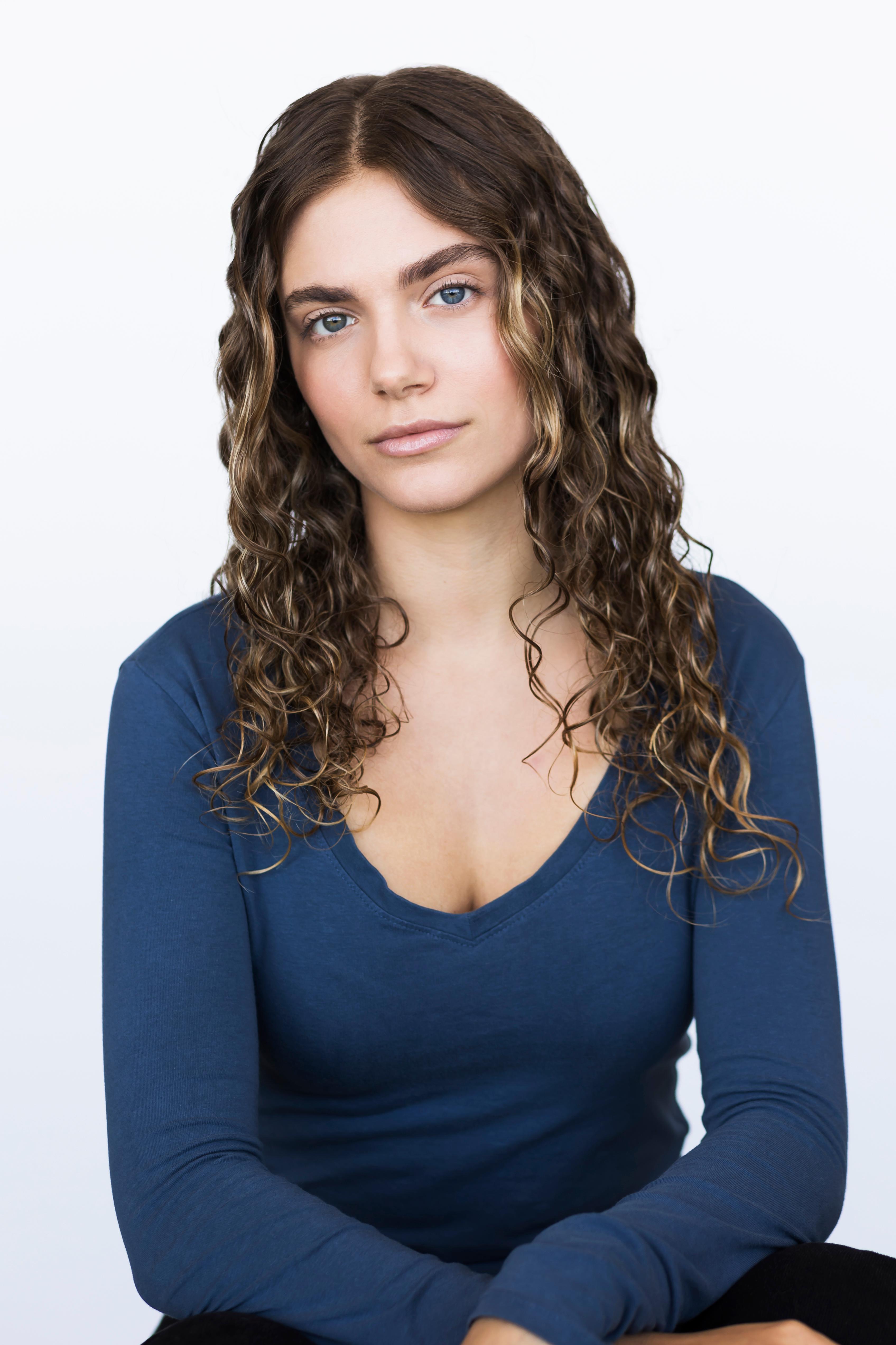 actor Lola Rossignol-Arts large photo