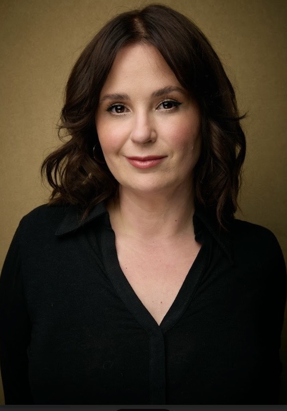 actor Jennifer Pollono large photo