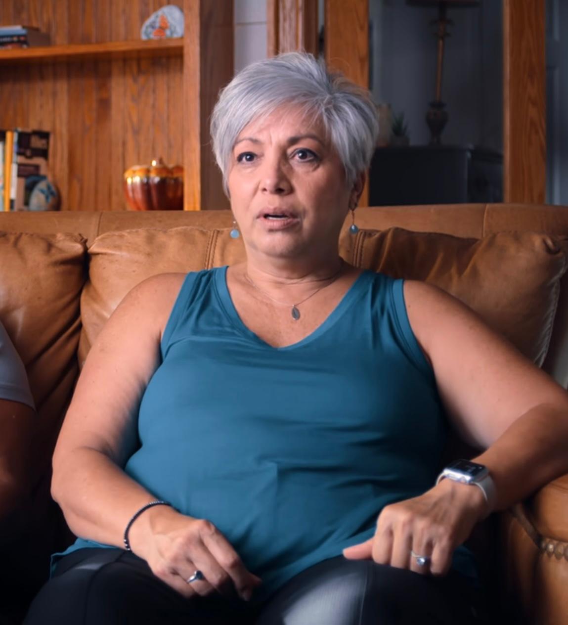 actor Tina Chavez large photo