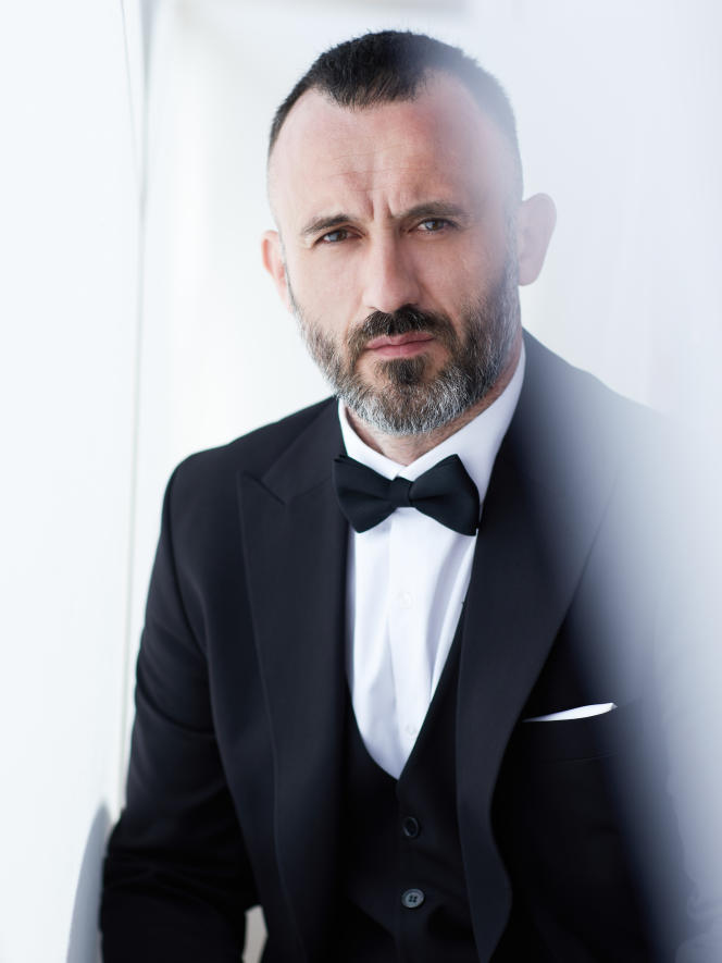 actor Oleksandr Yatsentyuk large photo