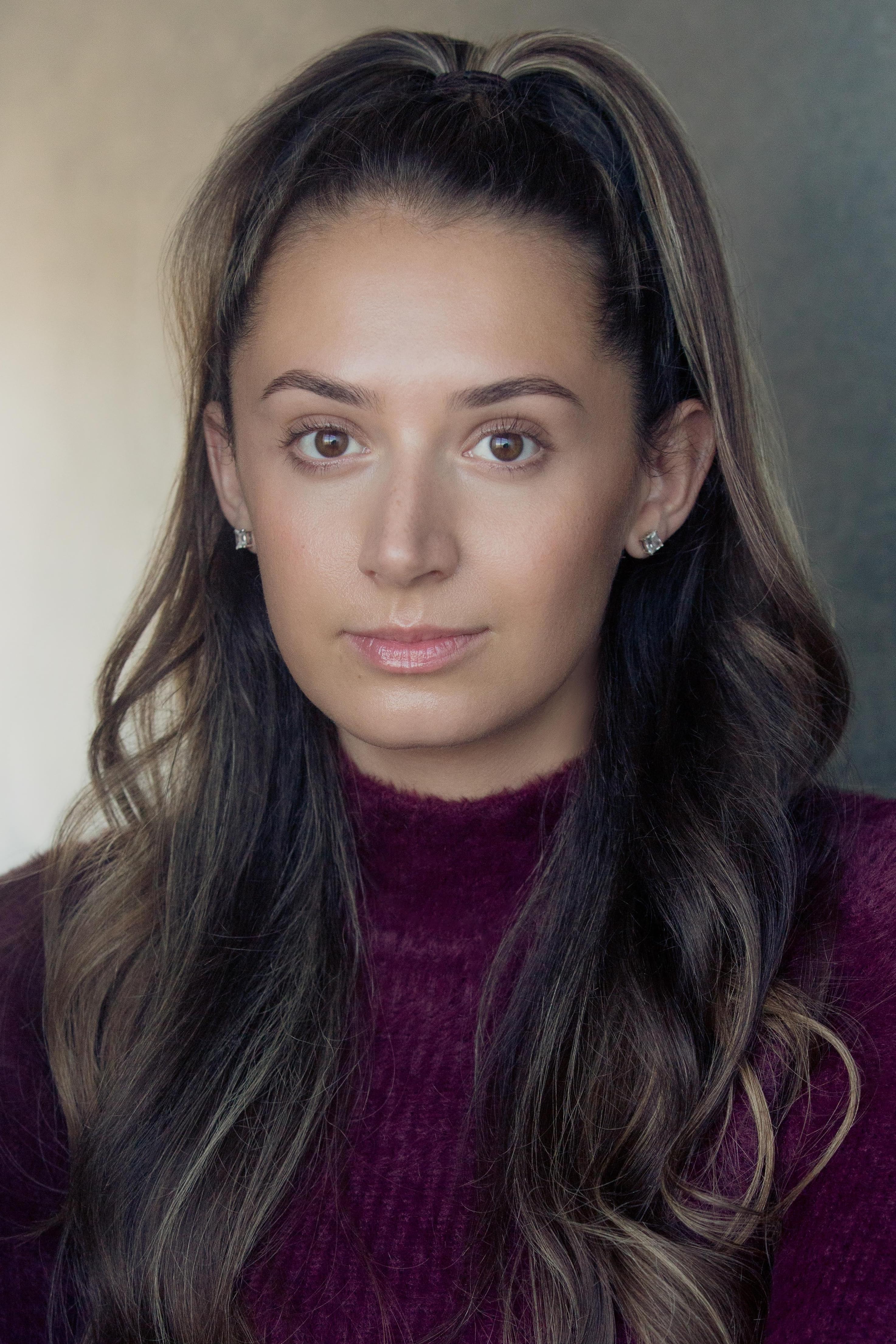 actor Saffron Louise Pooley large photo
