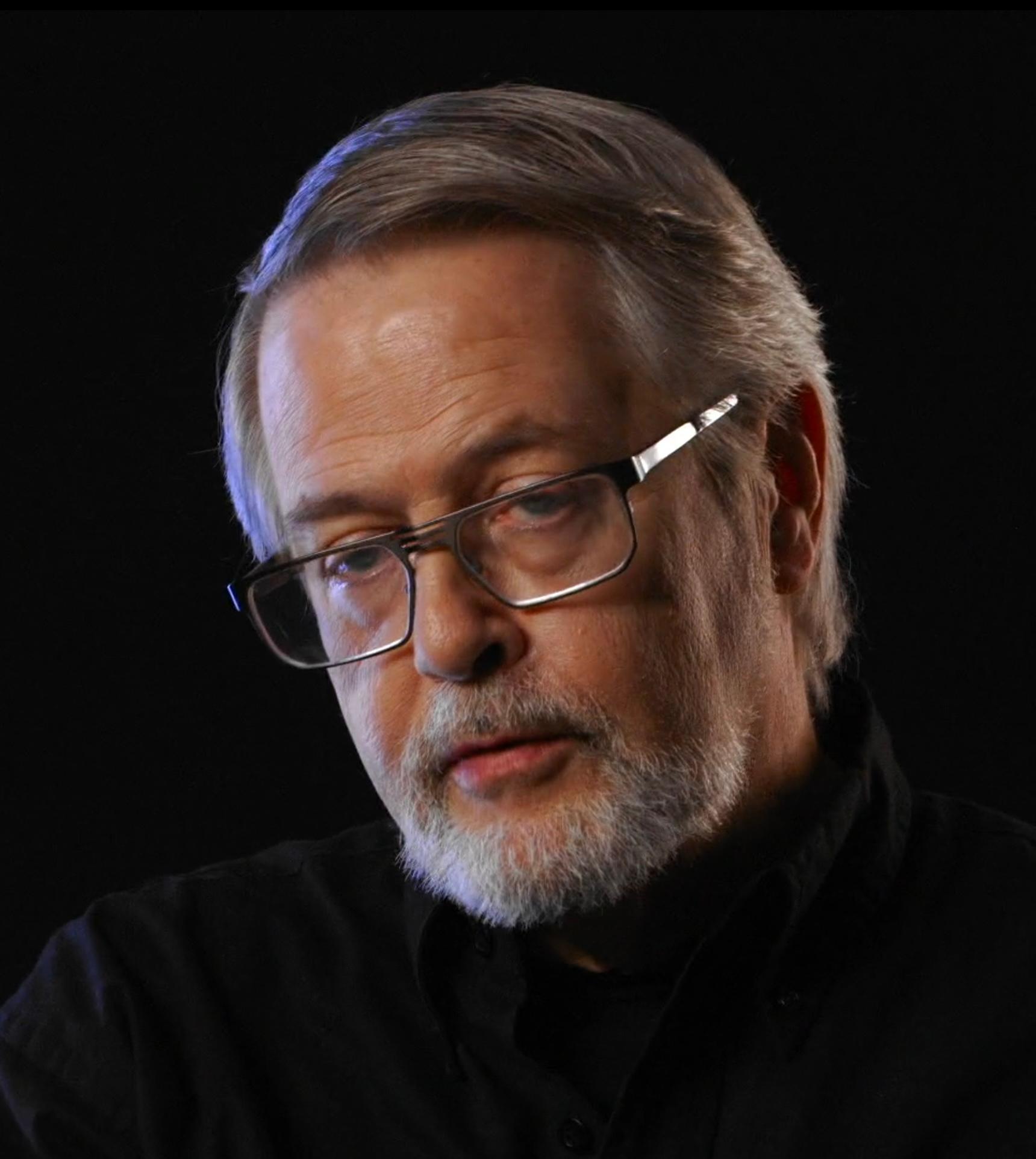 actor Gary K. Wolfe large photo