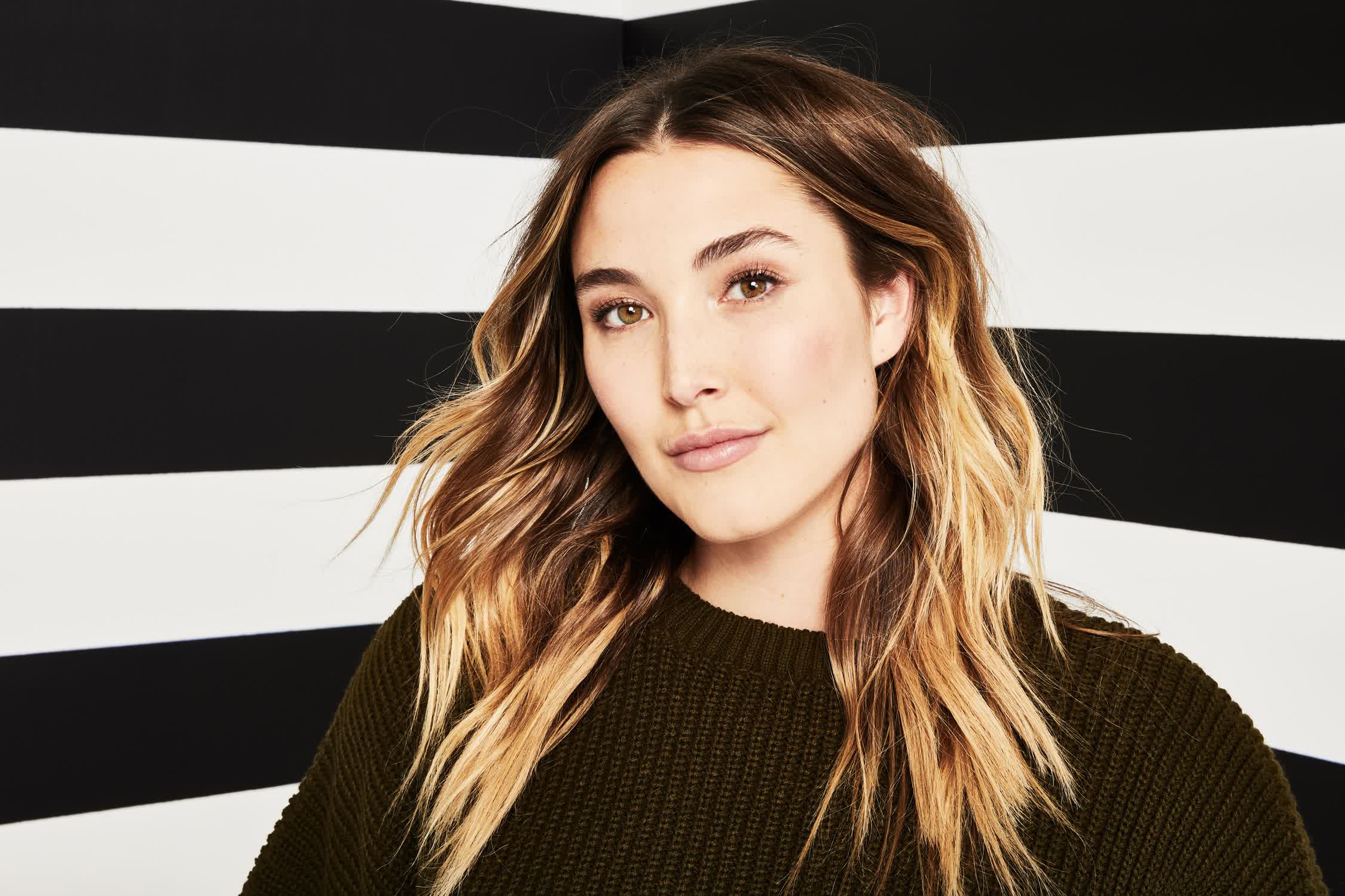 actor Allexa D'Alessio large photo