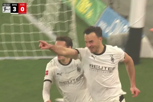 [Goal] Blown away! Onola steals and counterattacks with a cross to an open goal, Tabakovic slots home