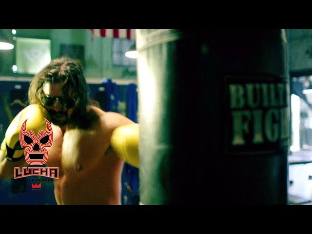 Social Interview: The Mayor of Slamtown, Johnny Mundo! background