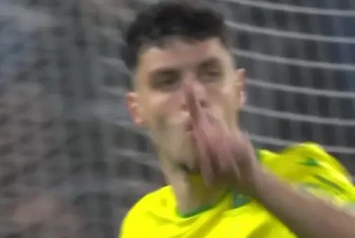 [Goal] Aerial assault! Abelin heads home from a long pass to break the opponent's goal