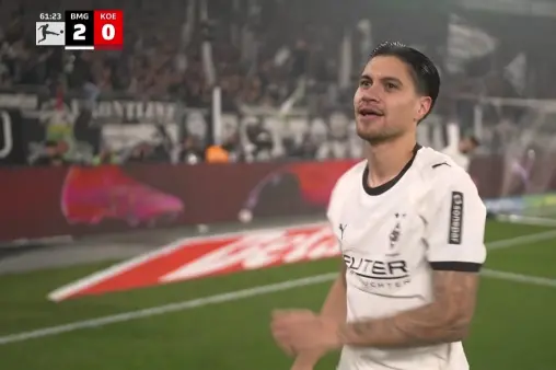 [Goal] Lund handles the ball in the box, concedes a penalty; Dickers' spot kick is touched by Schwabe but still finds the net