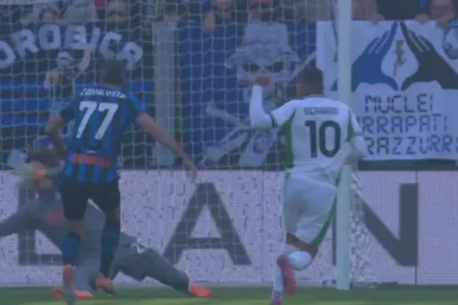 [Goal] Clinical finish! Berardi scores brace with solo run after teammate's pass