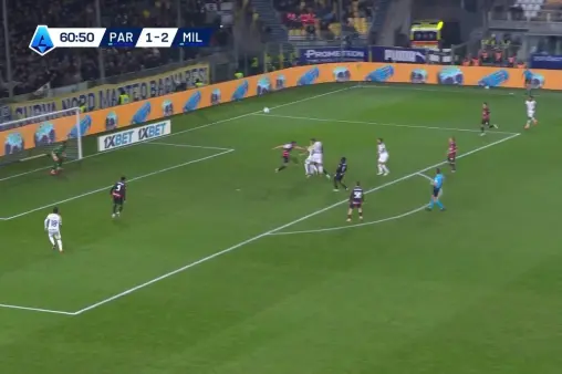 [Highlights] Unlucky! Pellegrino meets 45-degree cross with a header, hits the crossbar