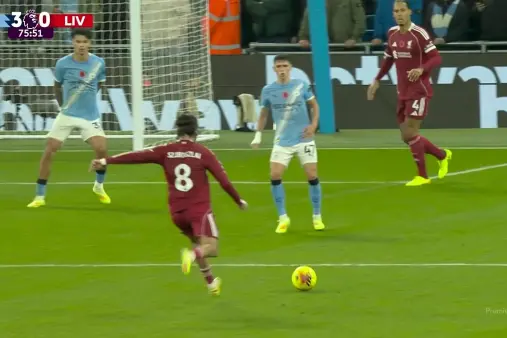 [Highlights] Salah lays back, Szoboszlai's powerful strike saved by Donnarumma