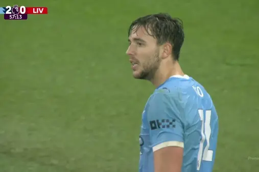 [Highlights] Bradley's right-wing cross, Nico's knee clearance nearly results in own goal