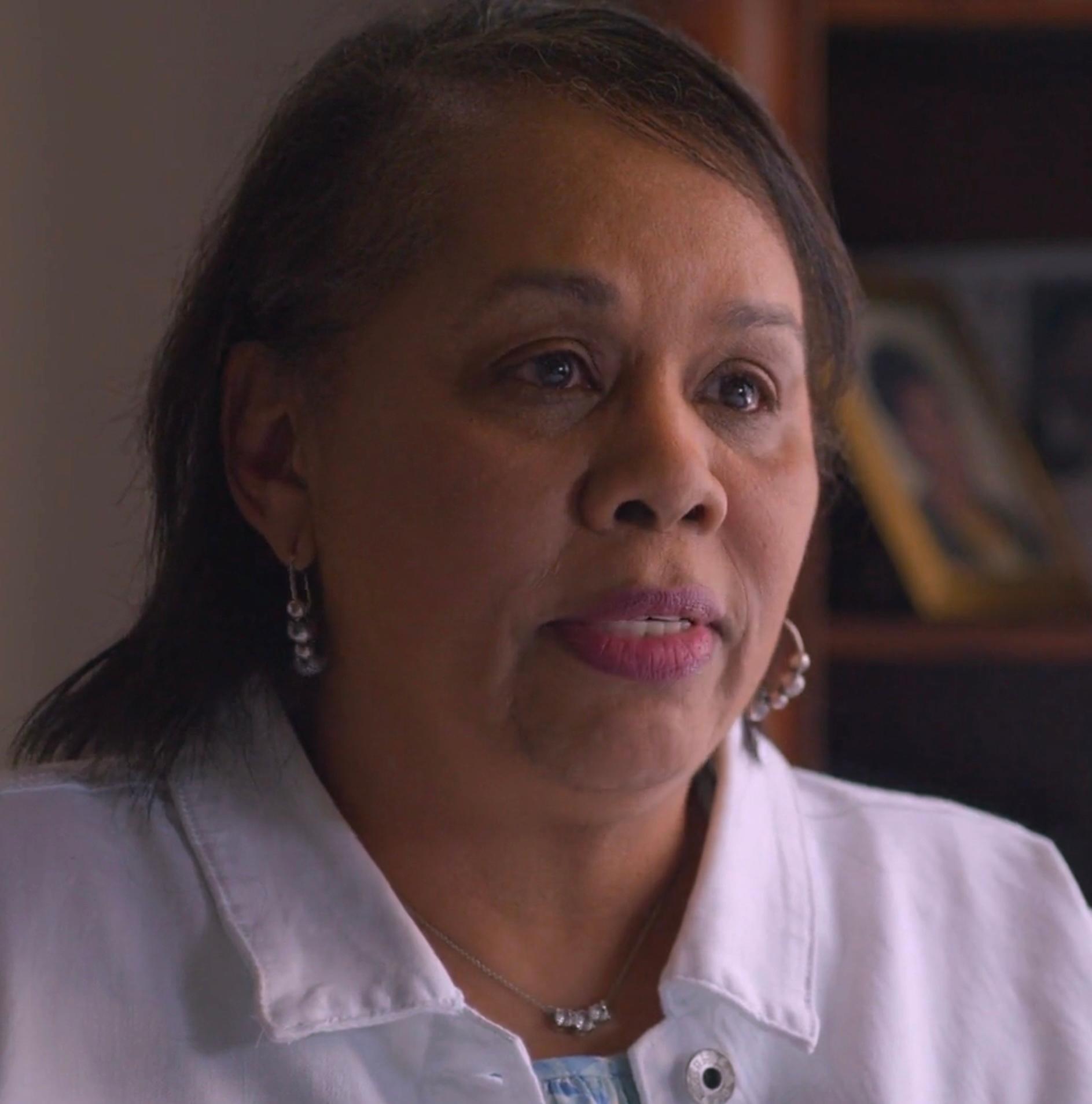 actor LaDonna Battle-Leverett large photo