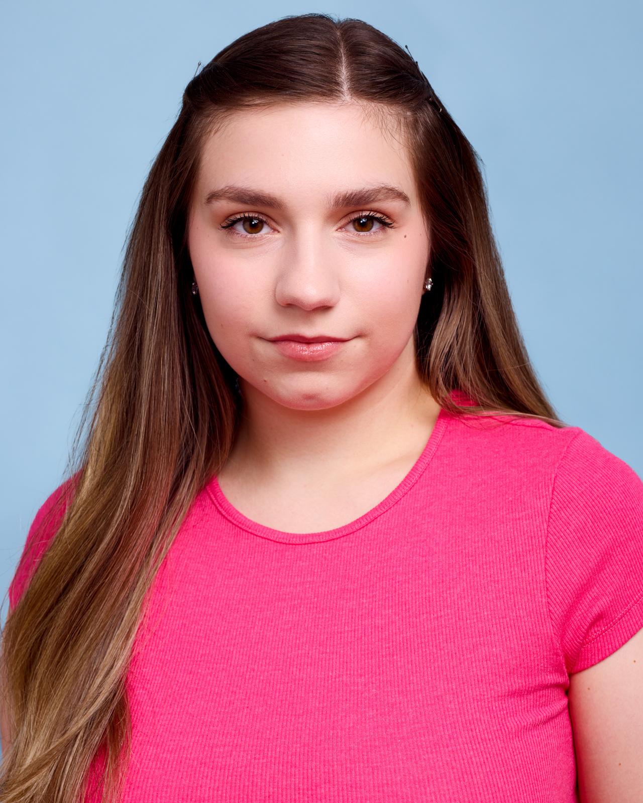 actor Julianna Paul large photo