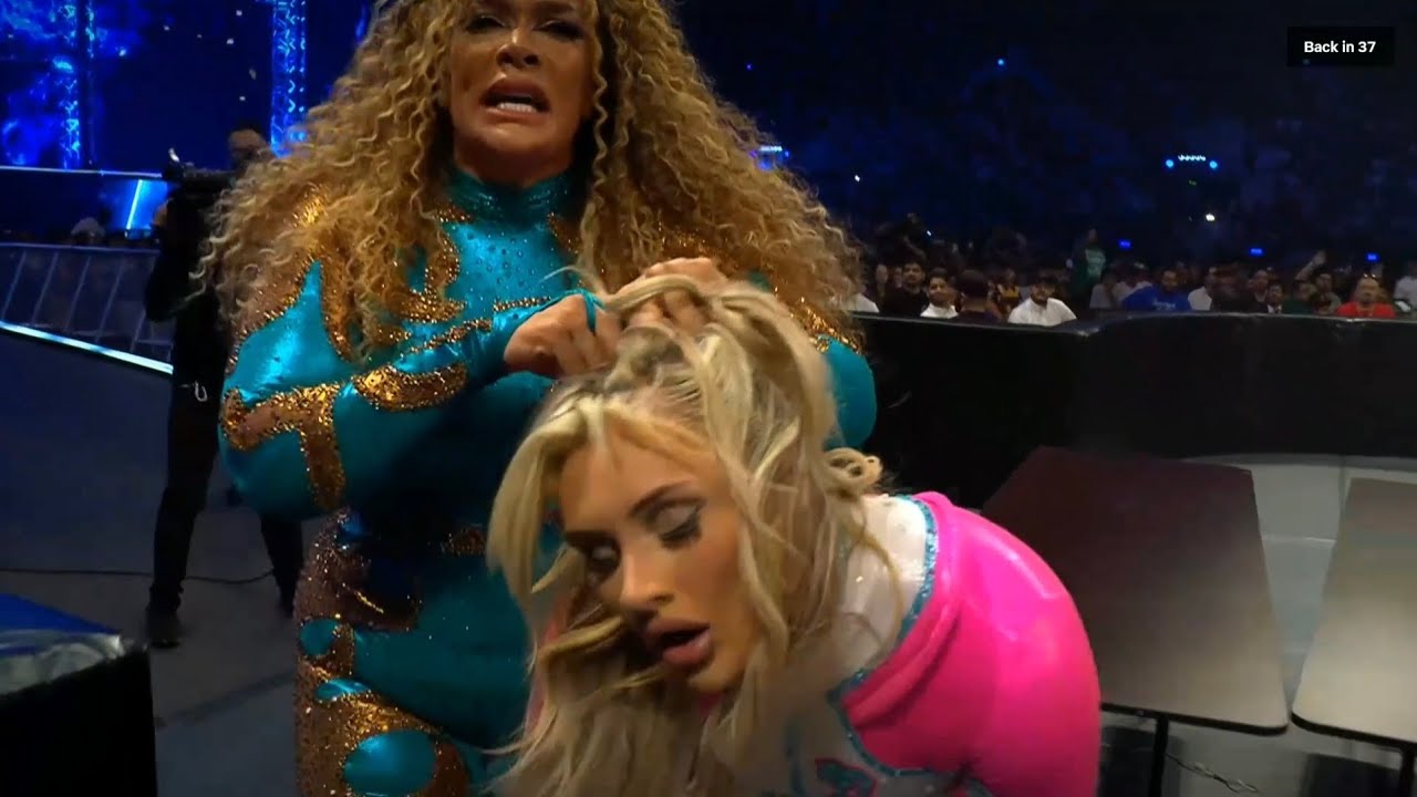 (2/3) Tiffany Stratton vs Nia Jax: SmackDown June 27 2025 background