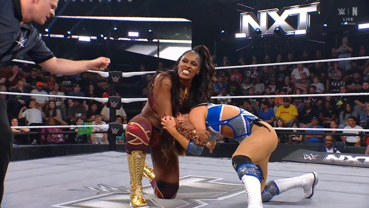 (2/2) Lash Legend vs Kendal Grey: NXT October 28 2025 background