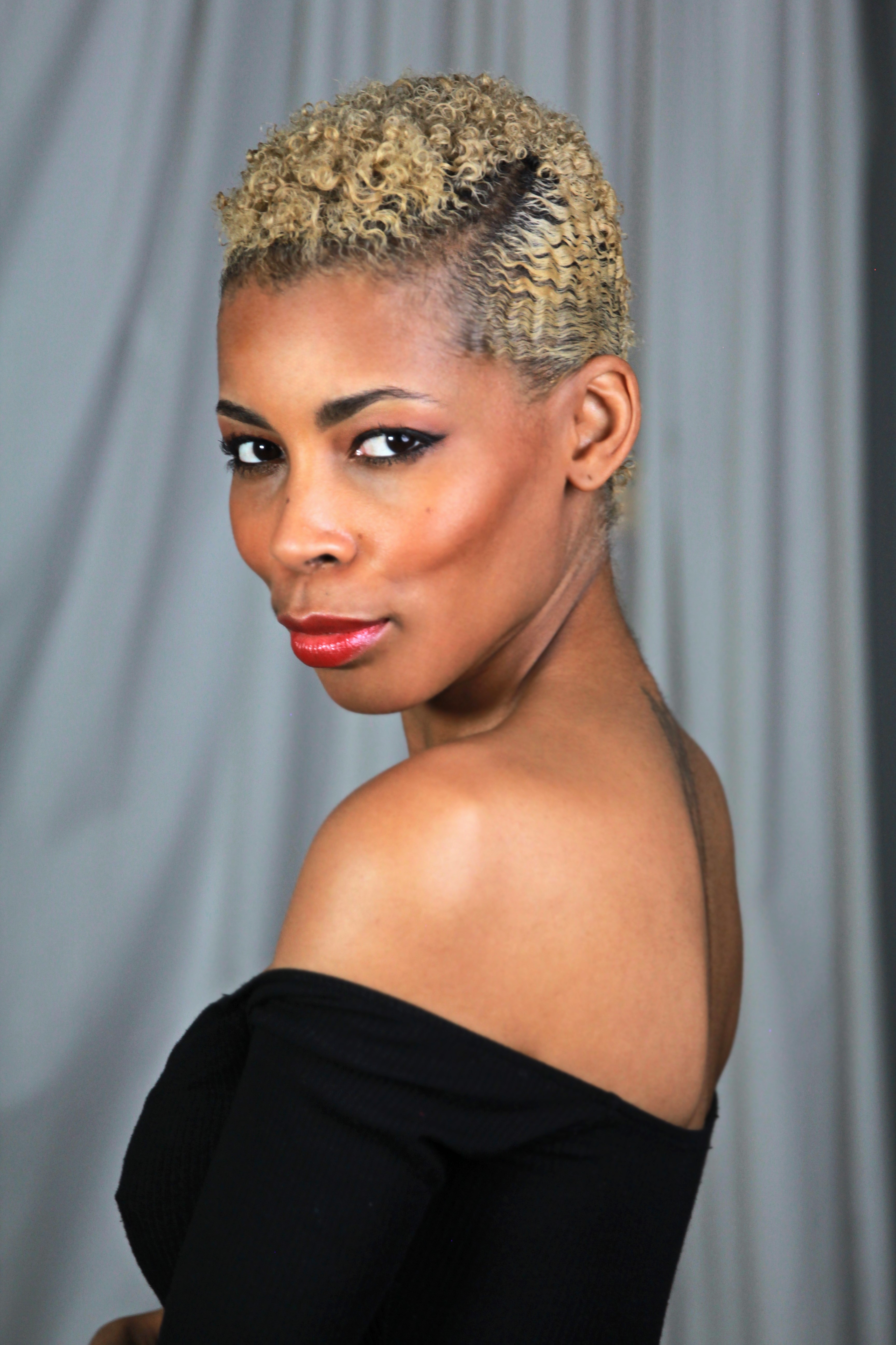 actor Phire Whitaker large photo