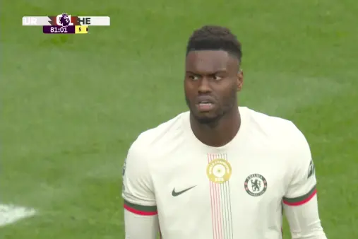 [Highlights] Badiashile and Hannibal engage in rugby-style battle in the box, each shown a yellow card