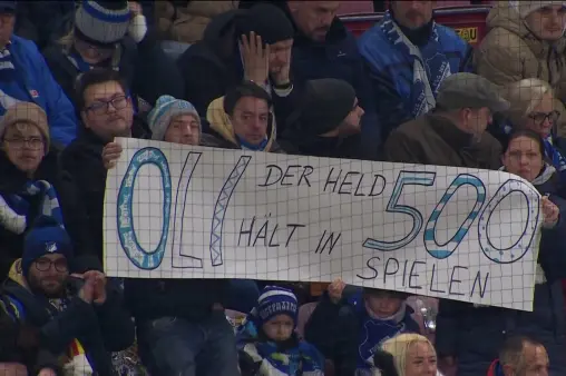 [Highlights] Milestone! Hoffenheim fans in the stands pay tribute to goalkeeper Baumann on his 500th Bundesliga appearance