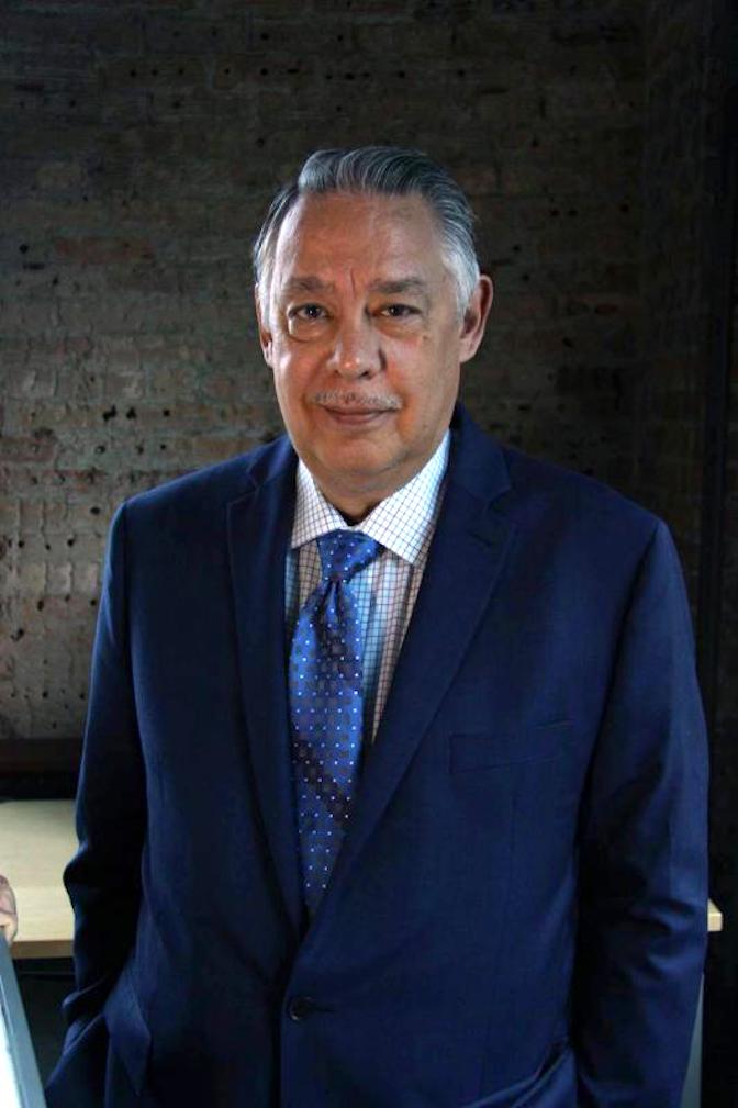 actor Juan Gonzalez large photo