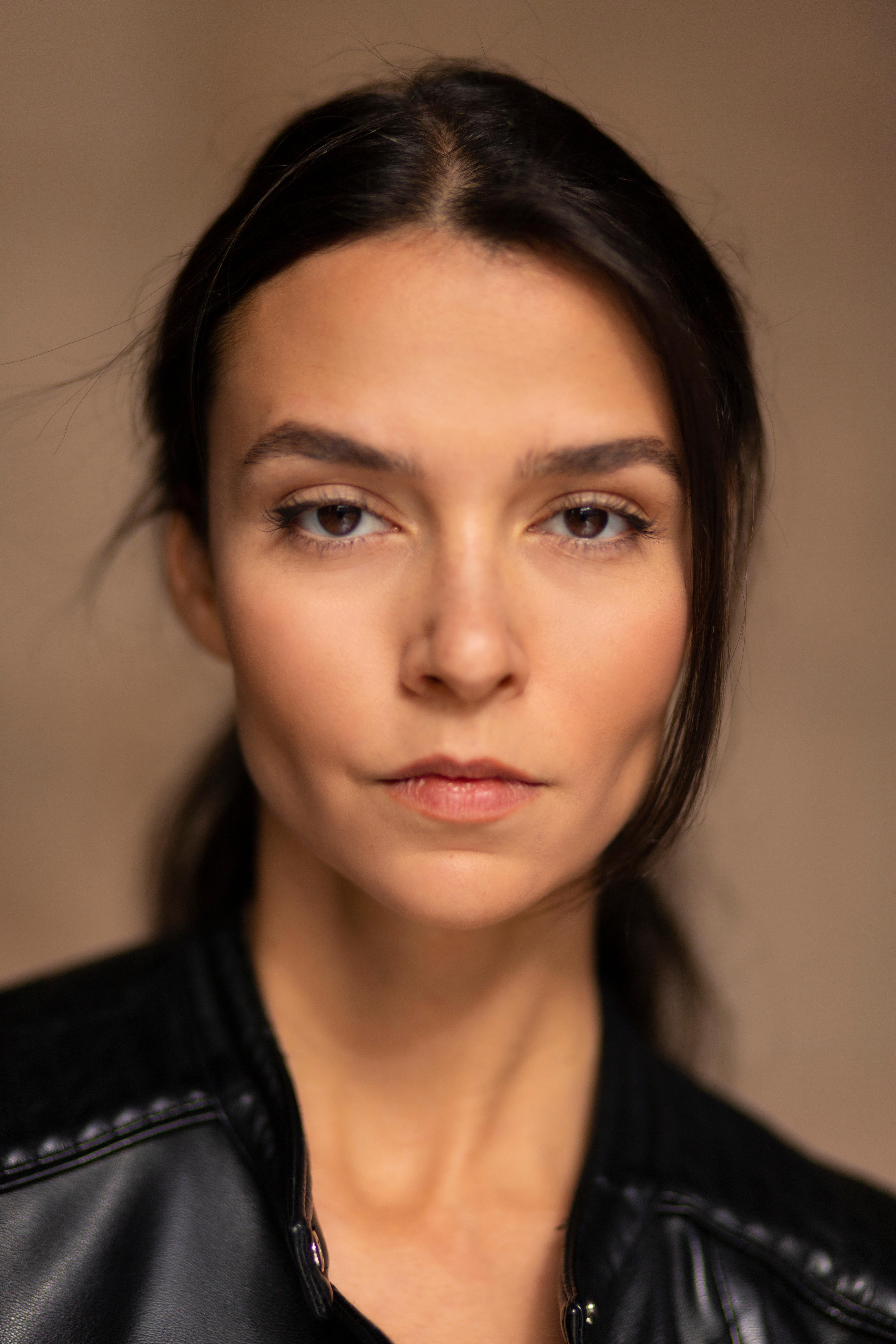 actor Maria Katsarova large photo