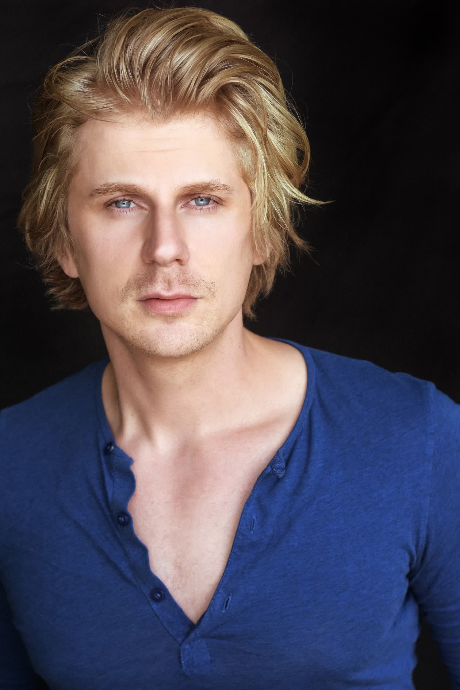 Christopher De-Schuster