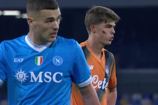 [Highlights] Aerial duel! De Ketelaere's unmarked long-range shot also sails over the crossbar